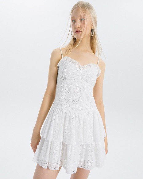 PUNCHING LACE ONE-PIECE_WHITE